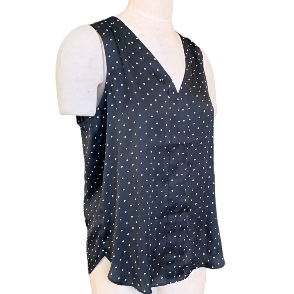 Banana‎ Republic Polka Dot Black White Sleeveless V-Neck Top Sz M #99L